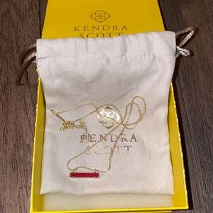 Kendra Scott Leanor Necklace in Maroon!